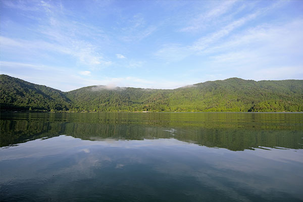 余呉湖(よごこ)